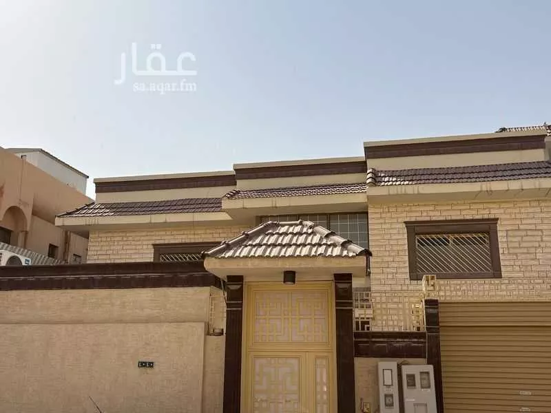 فيلا 5 غرف في العليا 2