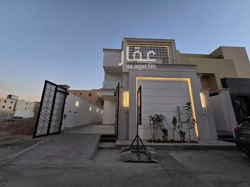 فيلا 6 غرف في العارض 1