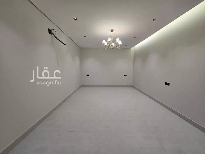 فيلا 6 غرف في العارض 5