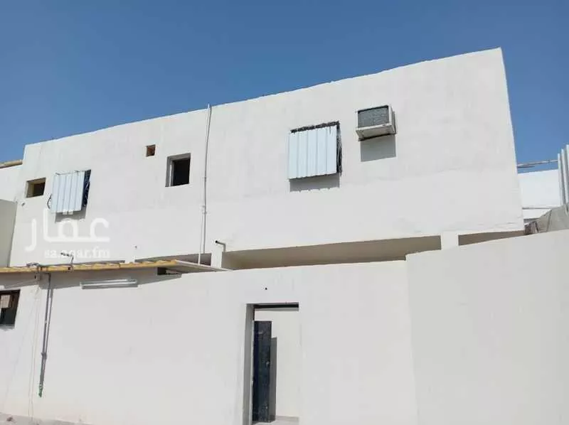 عمارة 599 م² في الاصيفرين 1