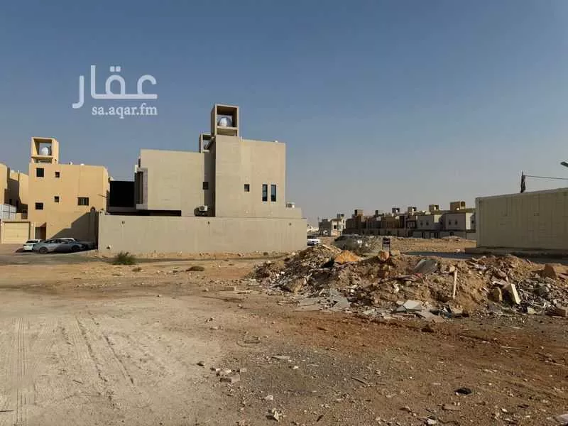 land in Tuwaiq, Riyadh 5