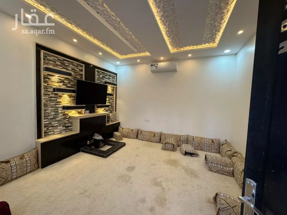 شقة 6 غرف في طويق 1