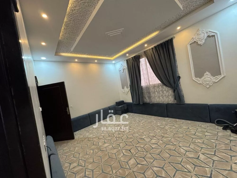 شقة 6 غرف في طويق 5