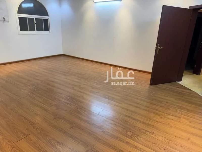 دور 6 غرف في الخليج 1