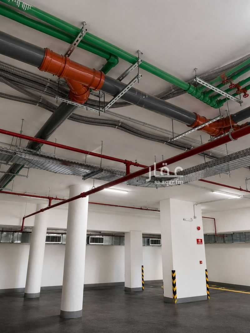 27 bedroom building in Al Wizarat, Riyadh 20