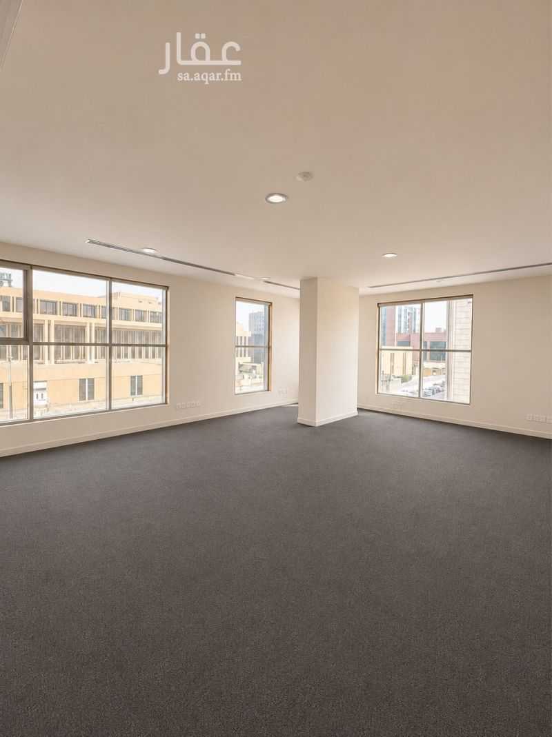27 bedroom building in Al Wizarat, Riyadh 16