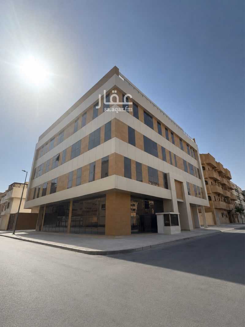 27 bedroom building in Al Wizarat, Riyadh 3