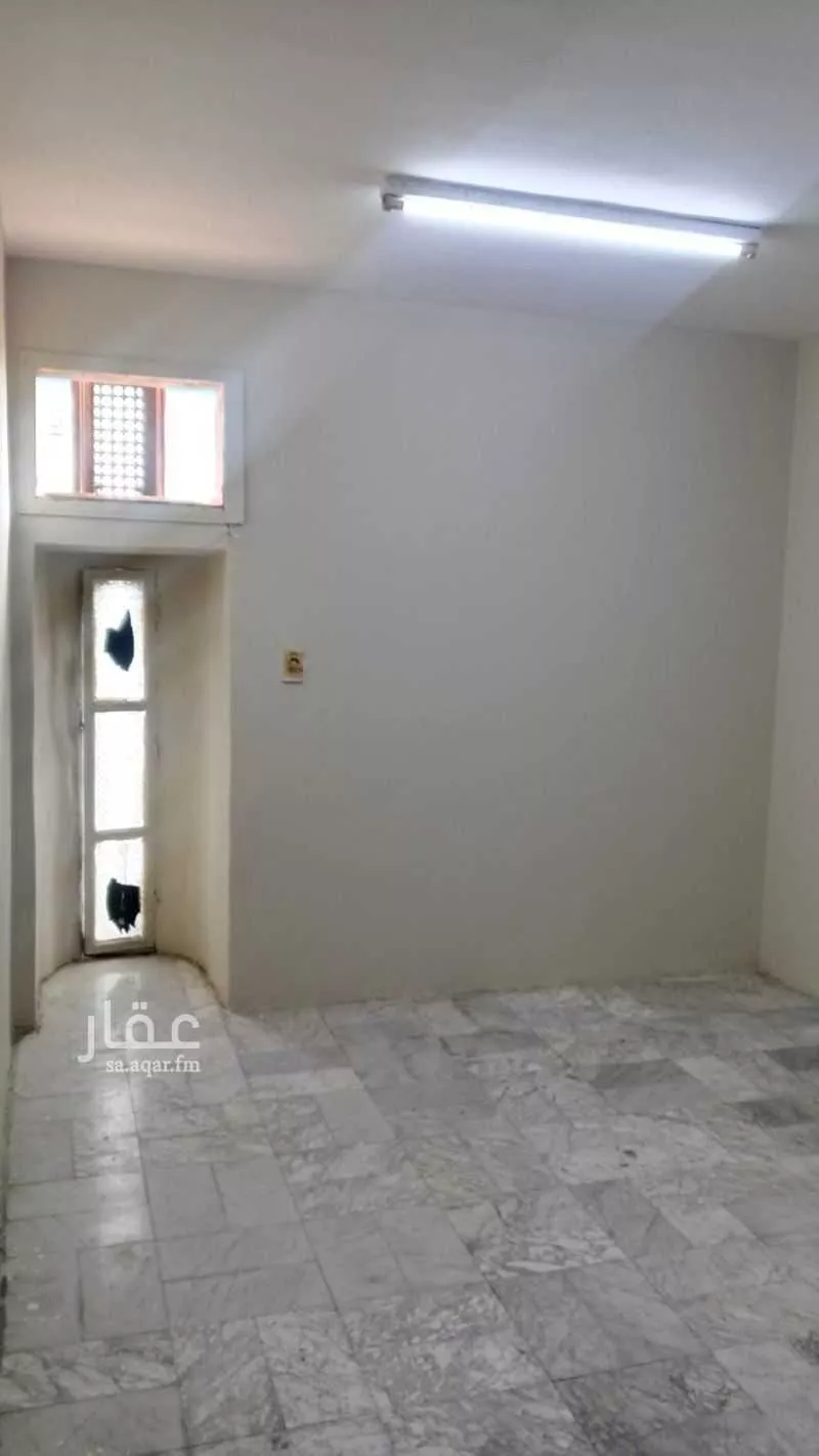 4 bedroom apartment in Al Sharafiyah, Jeddah 6