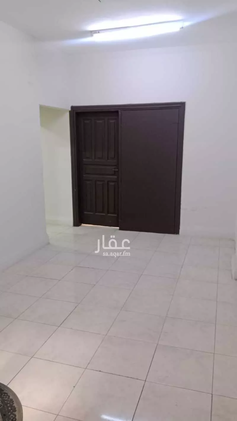 4 bedroom apartment in Al Sharafiyah, Jeddah 3
