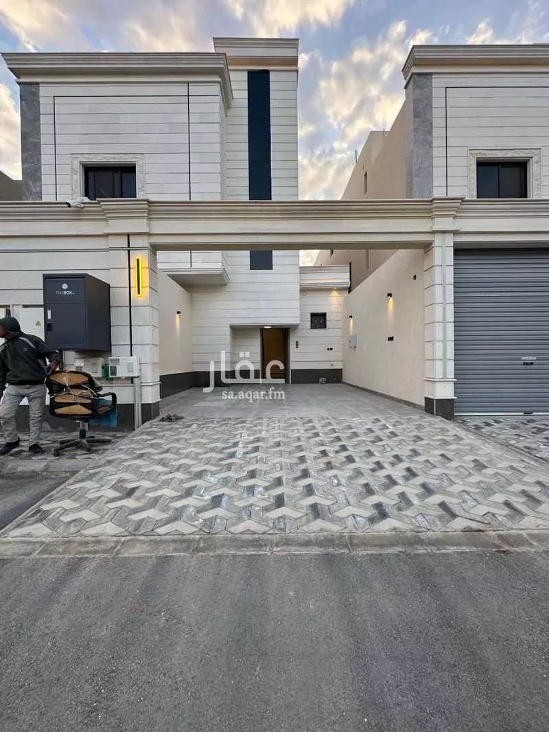 5 bedroom floor in Al Qadisiyah