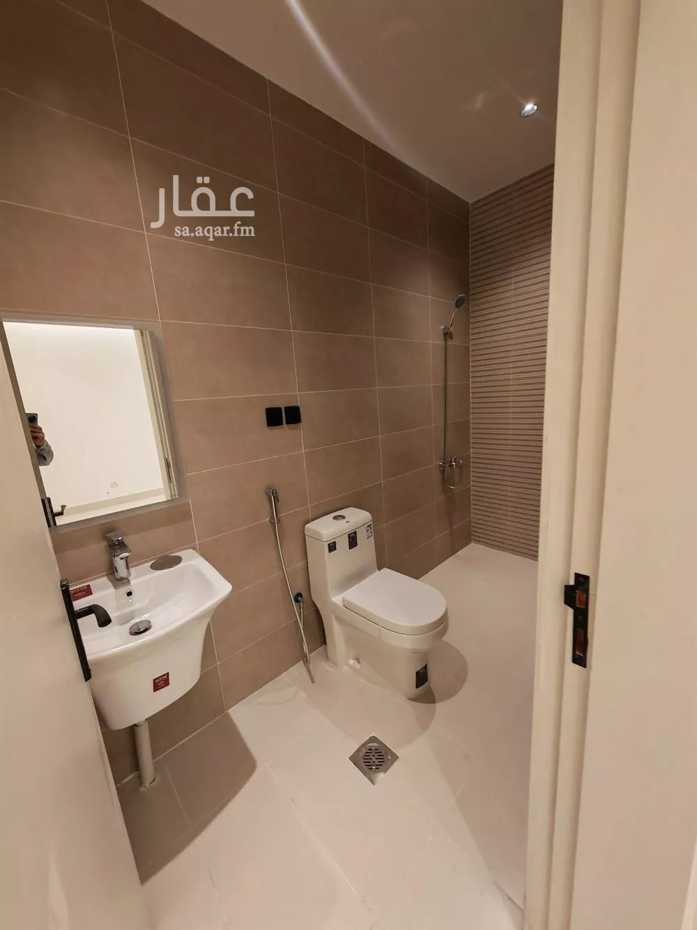 3 bedroom apartment in Al Bawadi, Jeddah 12