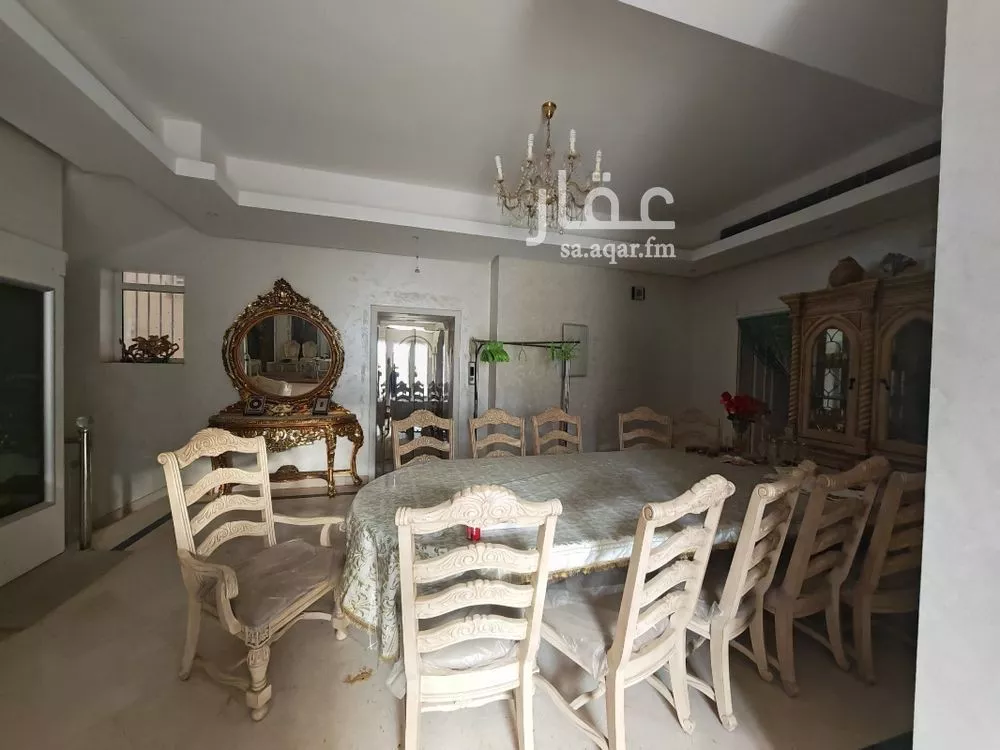 5 bedroom villa in Al Shati, Jeddah 5