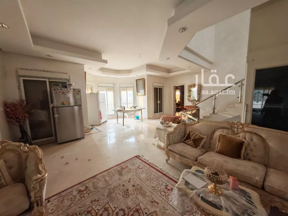 5 bedroom villa in Al Shati, Jeddah 11