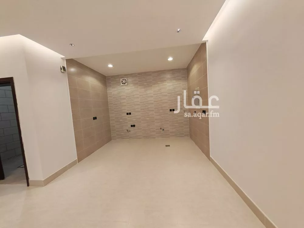 3 bedroom apartment in Al Bawadi, Jeddah 7