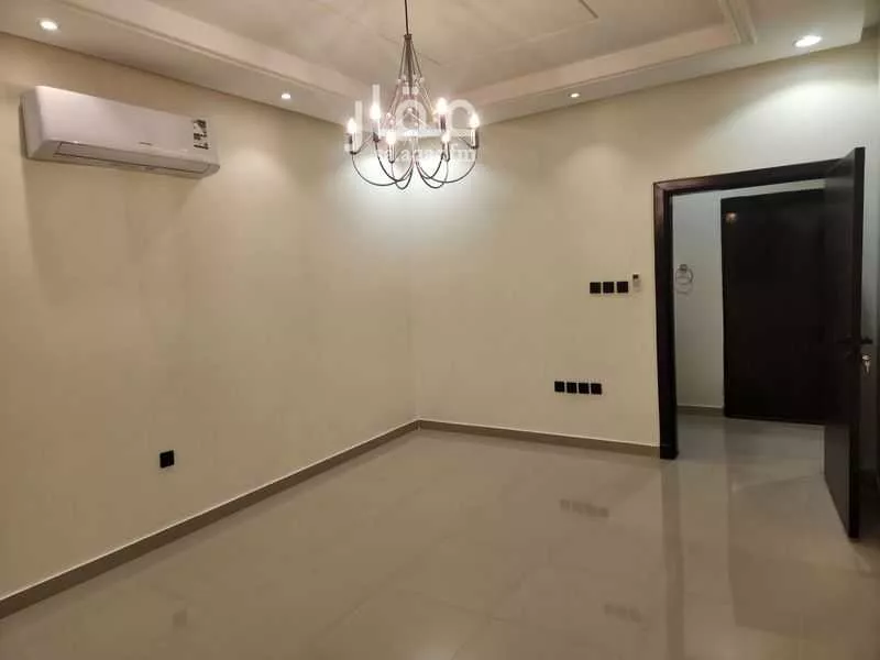 1 bedroom floor in Dhahrat Al Badiah 1