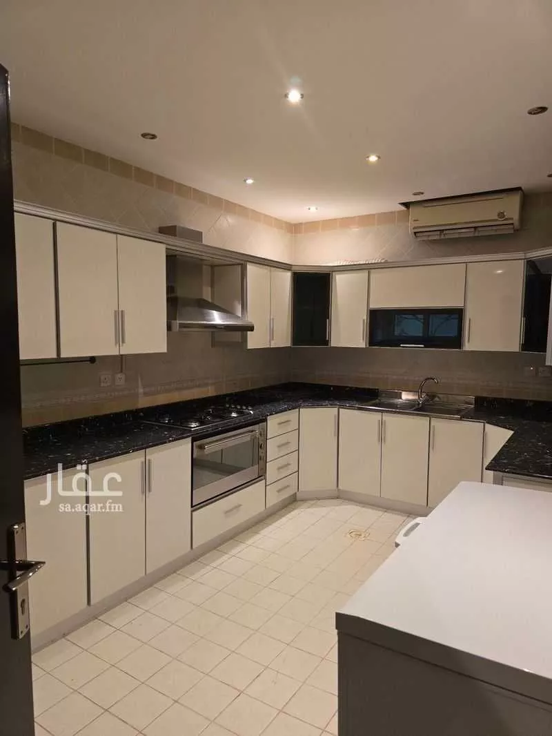 5 bedroom villa in Al Rabie, Riyadh 11