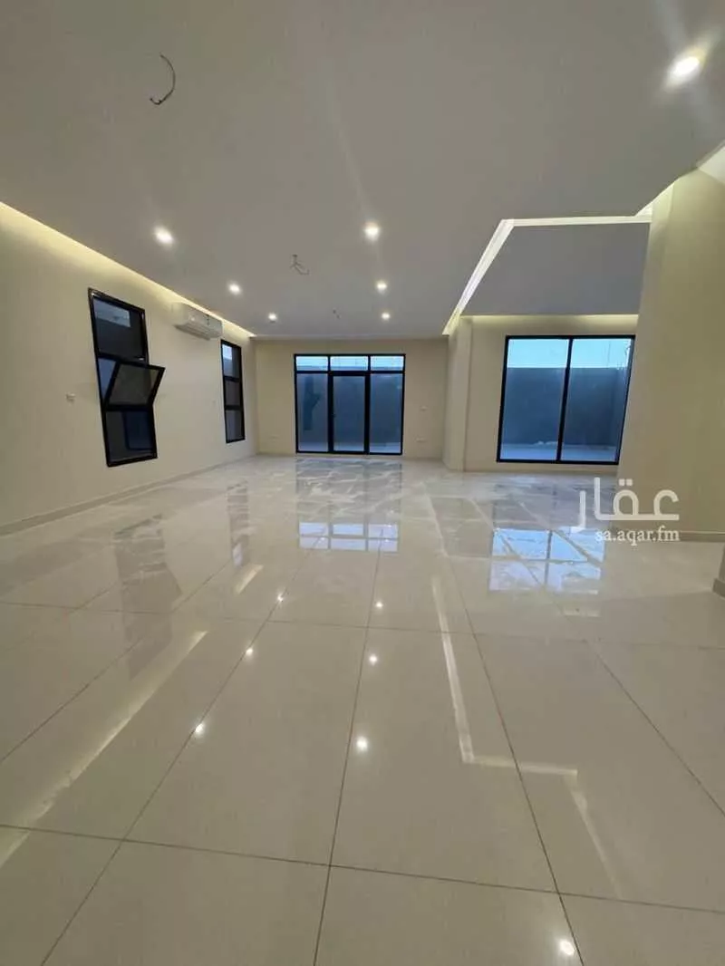 فيلا 6 غرف في الزمرد 1