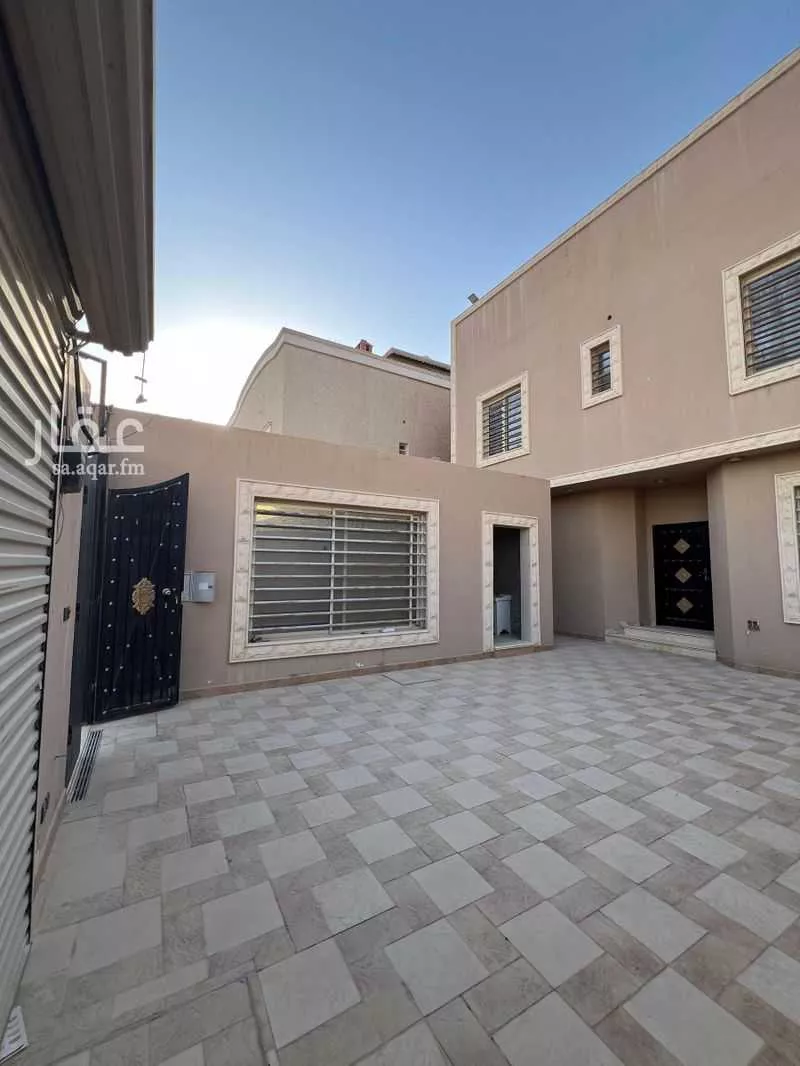 فيلا 7 غرف في العارض 4