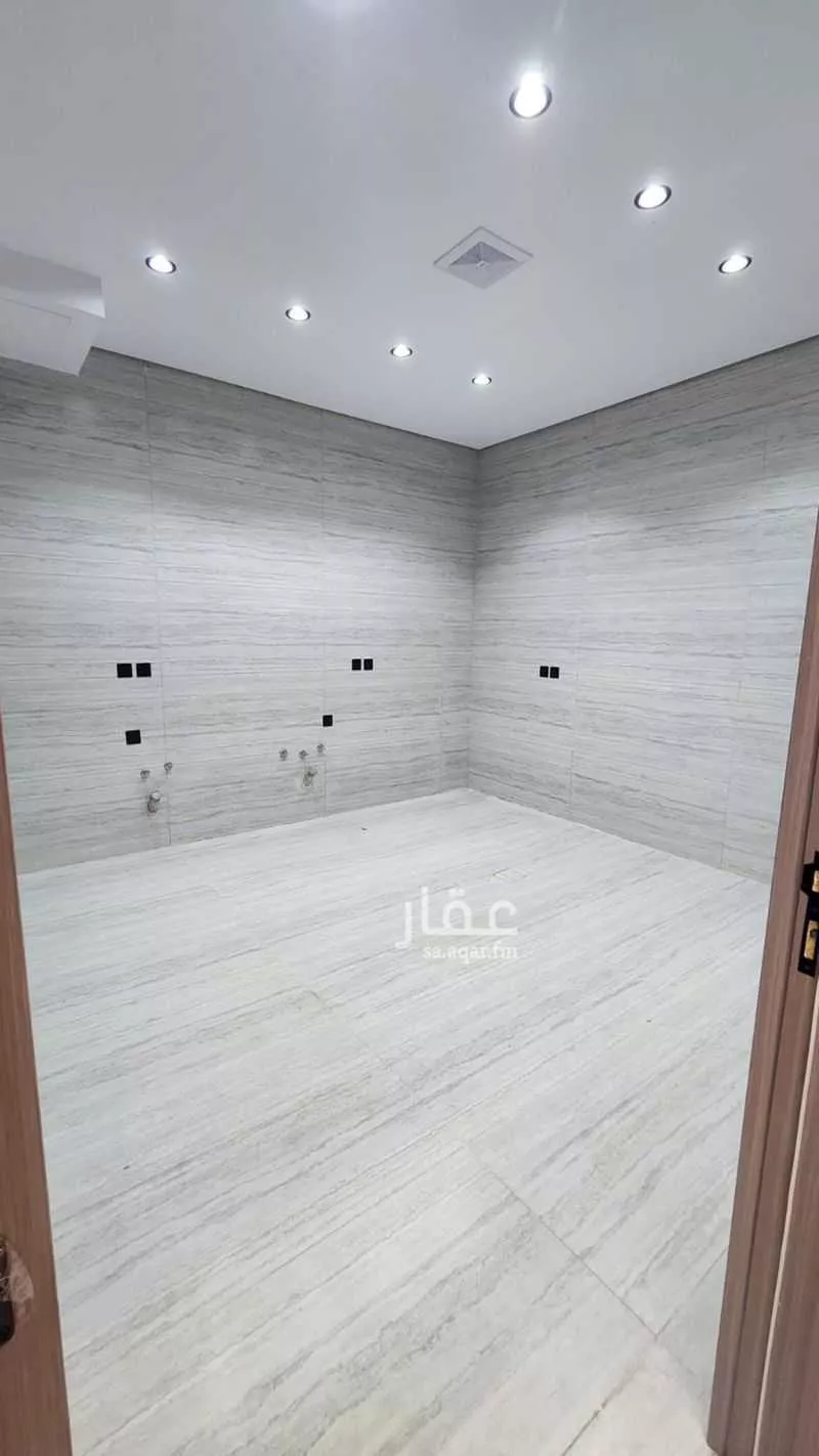 7 bedroom floor in Al Matar 3