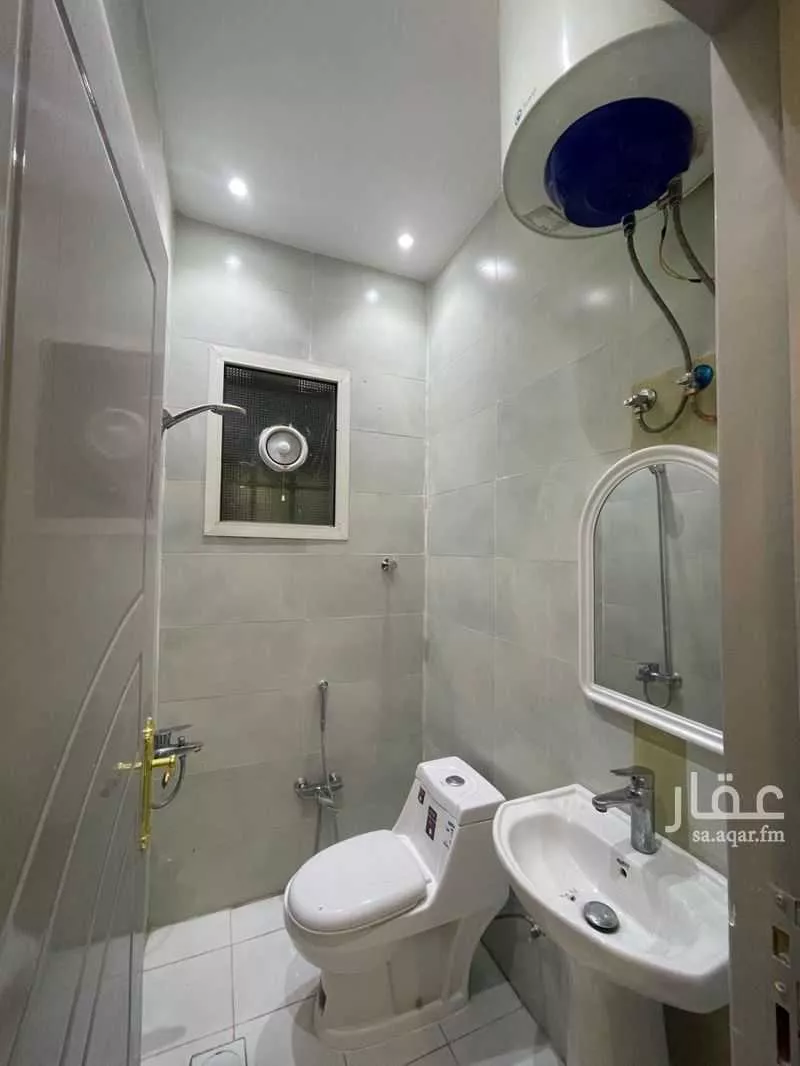 1 bedroom floor in Al Munsiyah 3