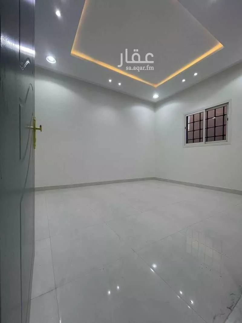 1 bedroom floor in Al Munsiyah 4
