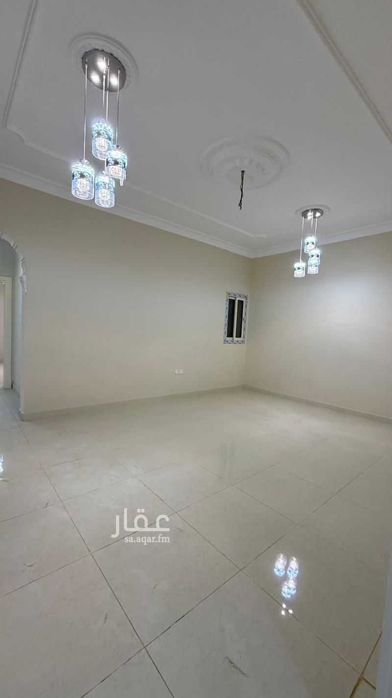 5 bedroom apartment in Al Fardus, Jeddah 6