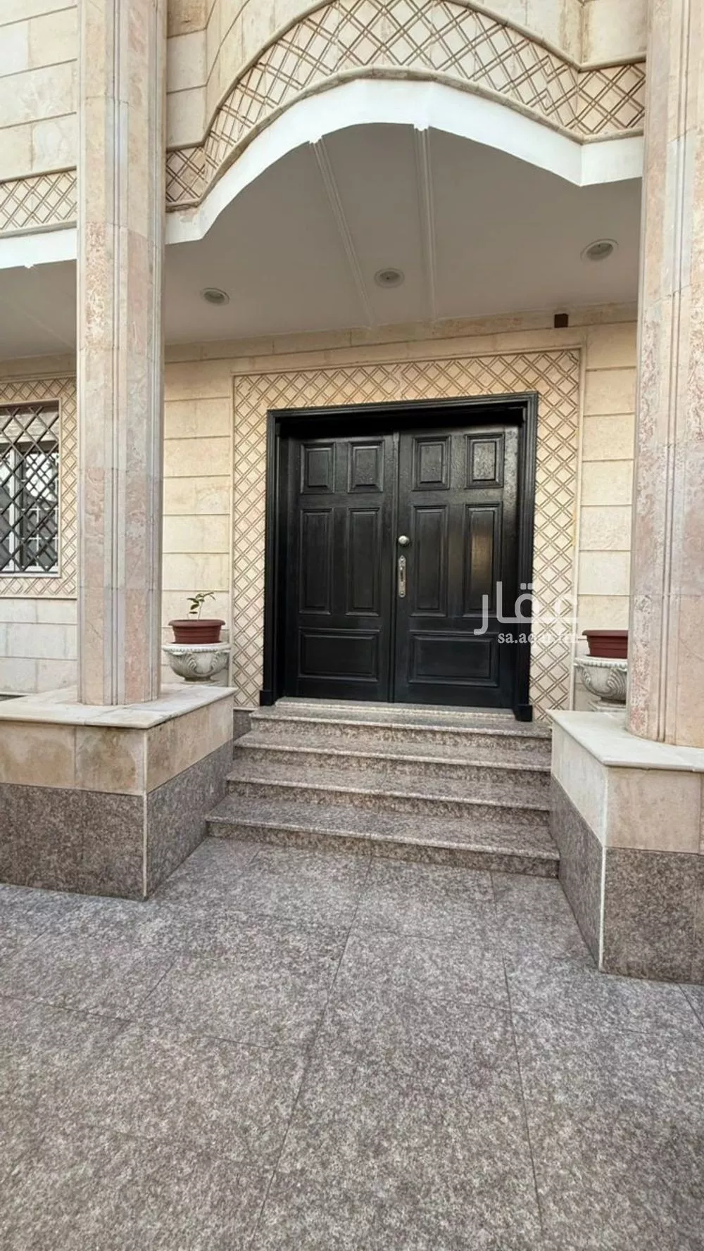 فيلا 8 غرف في الشراع 2