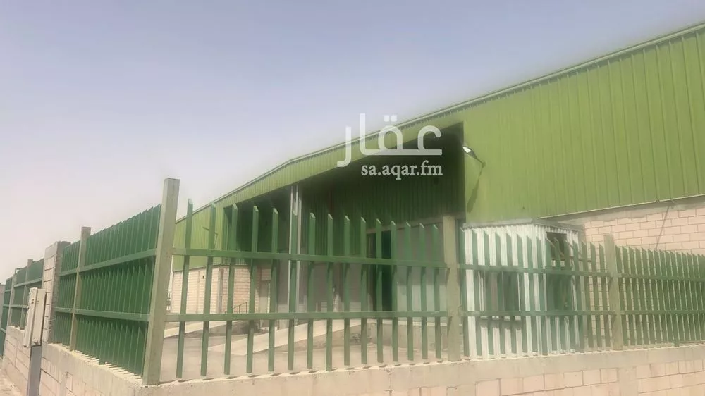 مستودع 3997 م² في الرياض 3