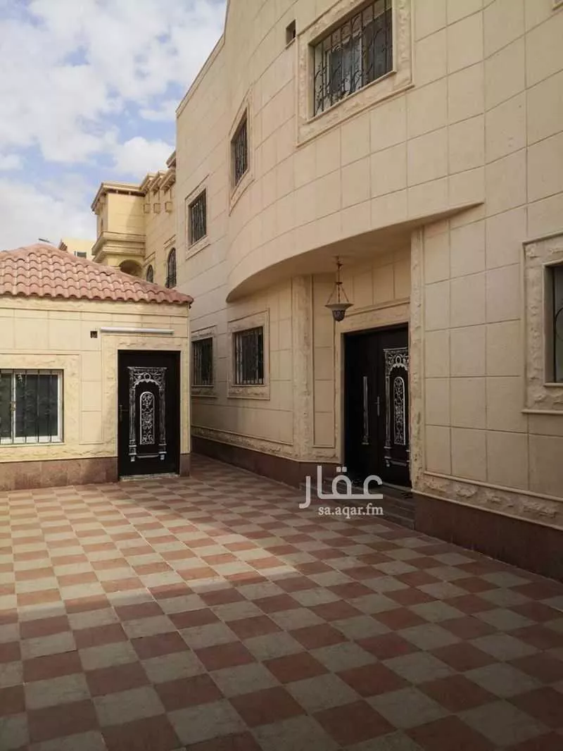 فيلا 15 غرف في القادسية 5