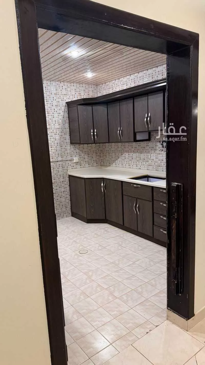 شقة 4 غرف في طويق 1