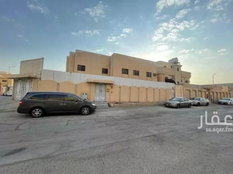 فيلا 10 غرف في الخليج 2