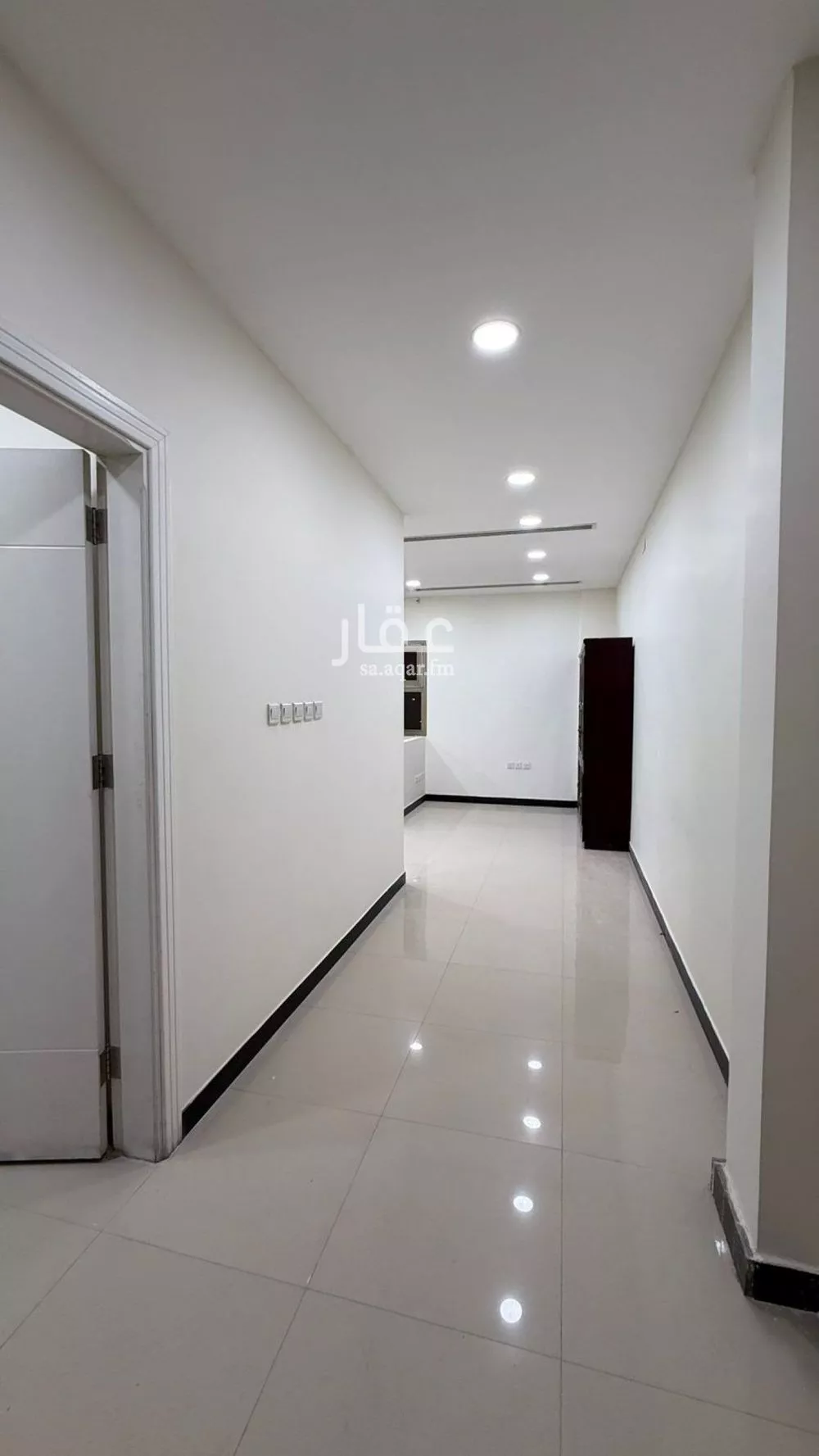 1096 sqm office in Al Aridh 5