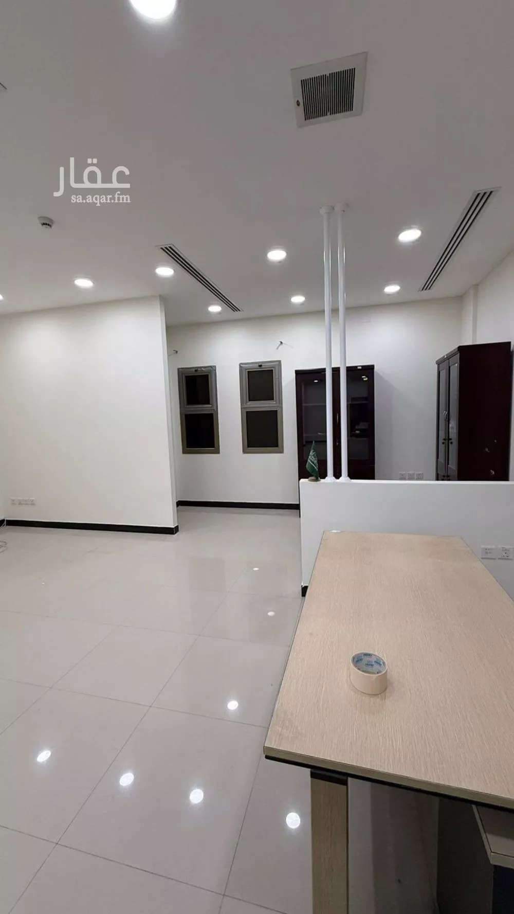 مكتب 1096 م² في العارض 2