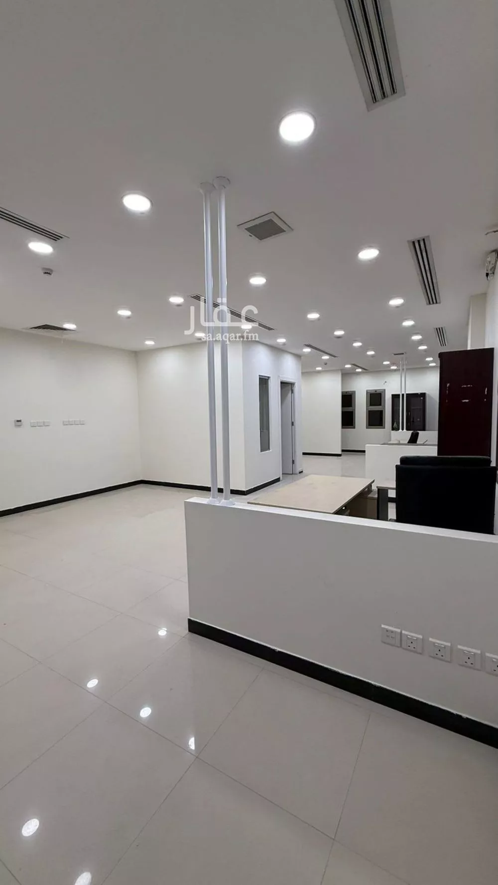 1096 sqm office in Al Aridh 1
