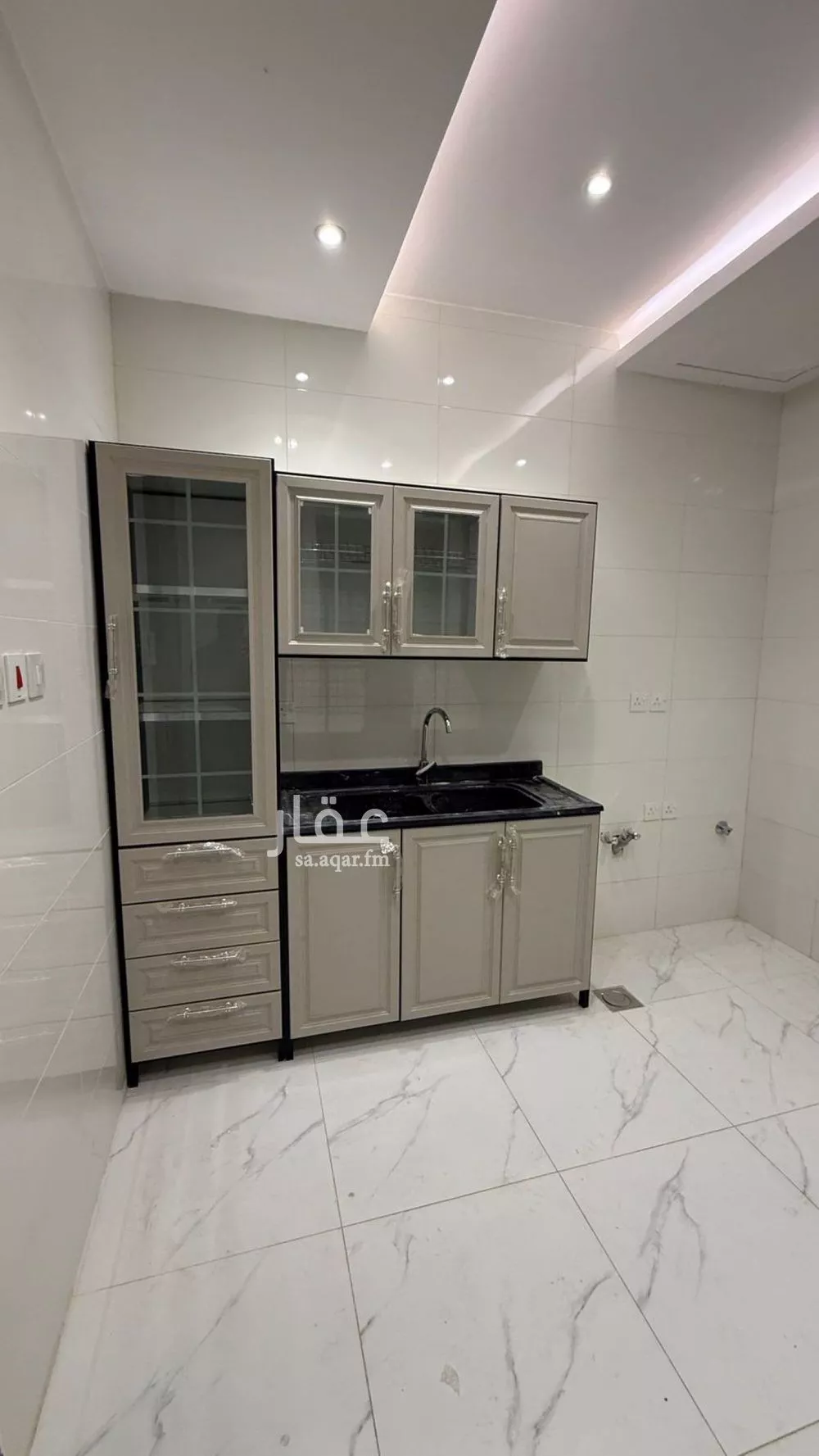 3 bedroom apartment in Al Aridh 4