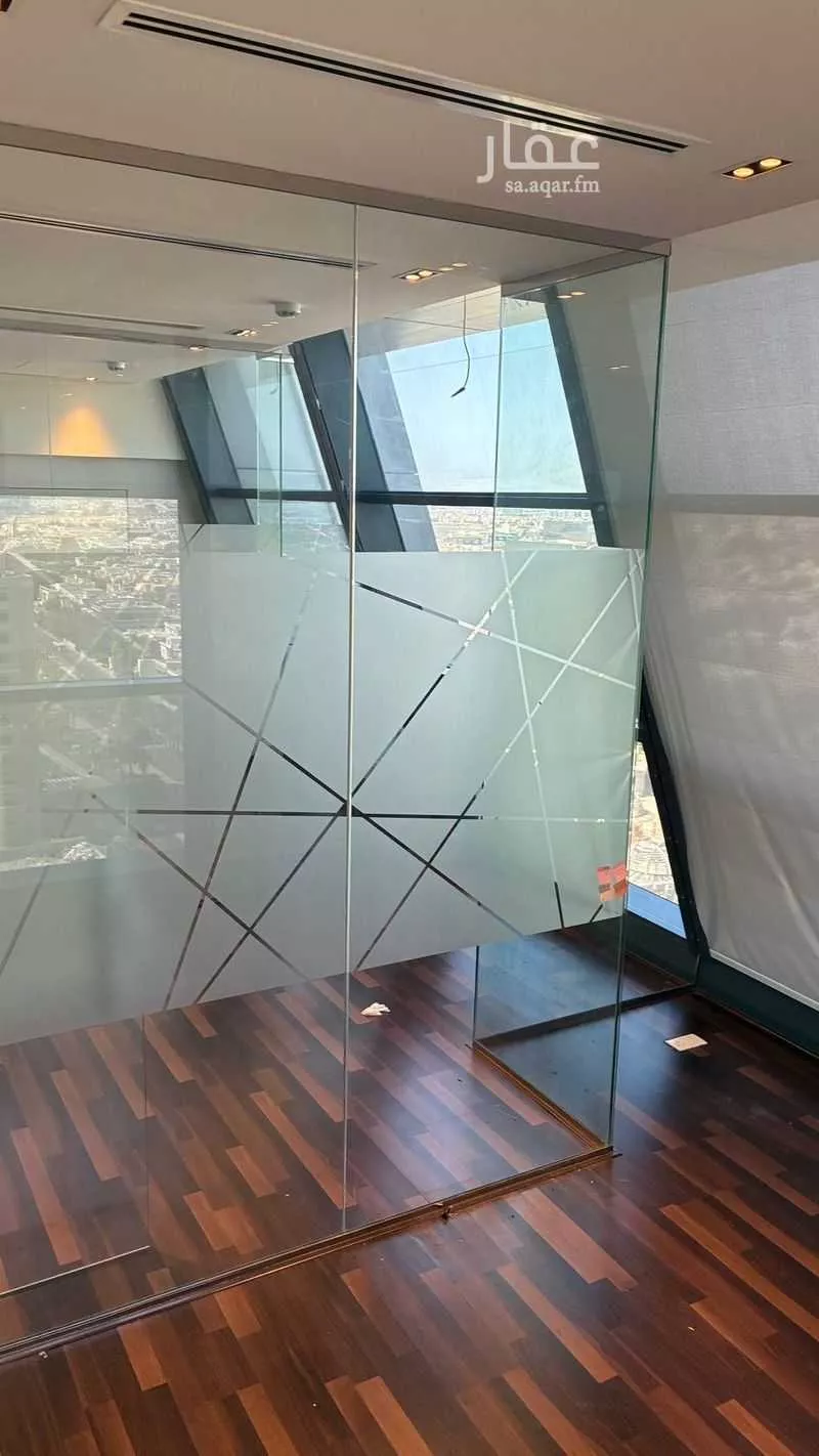 مكتب 134 م² في الشاطئ 3