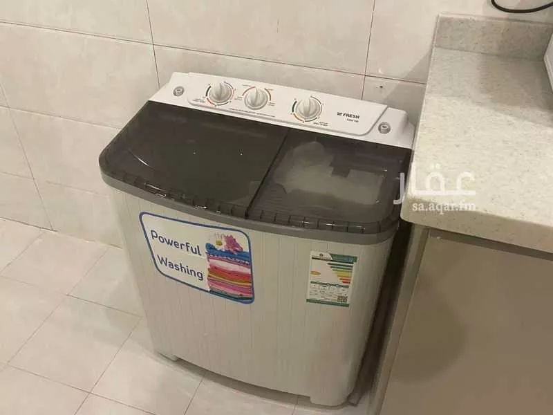 شقة 6 غرف في النهضة 5