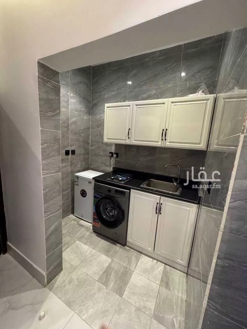 عمارة 400 م² في طويق 2