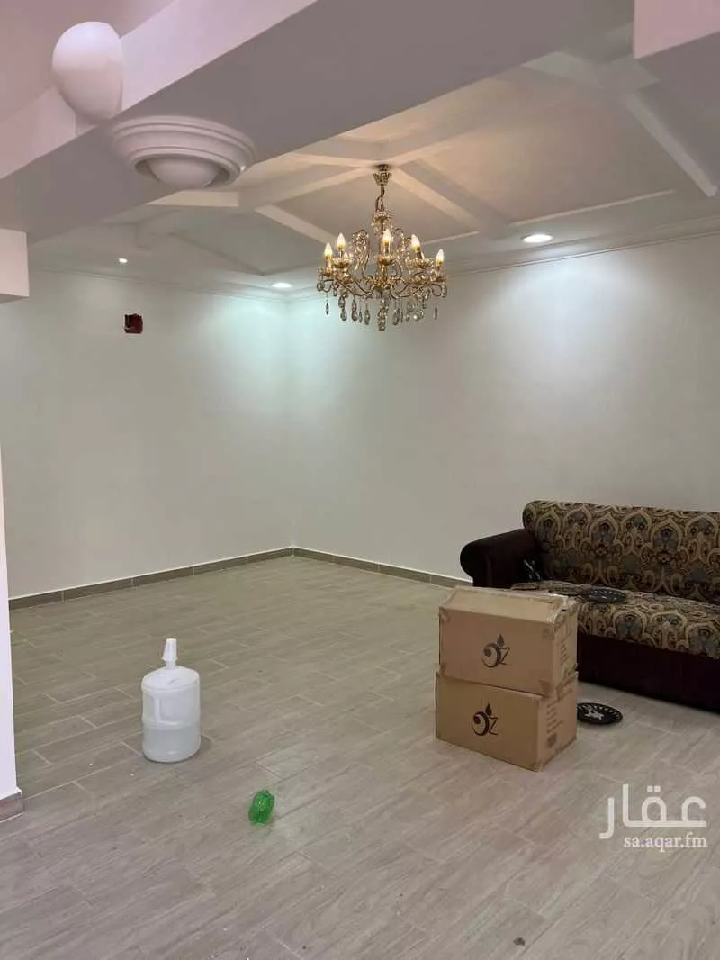 5 bedroom villa in An Nafal, Riyadh 23
