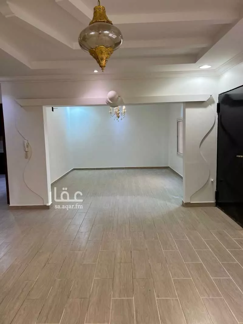 5 bedroom villa in An Nafal, Riyadh 21