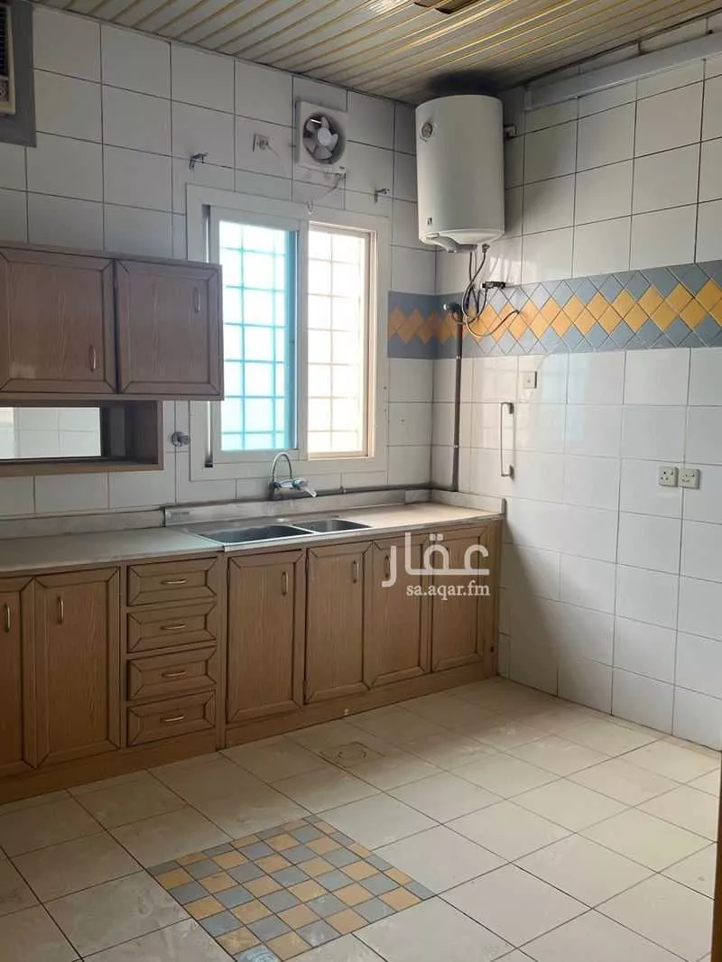 5 bedroom villa in Al Murooj, Riyadh 21