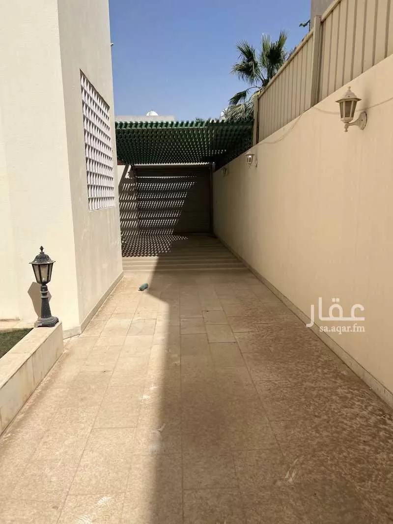 5 bedroom villa in Al Murooj, Riyadh 27