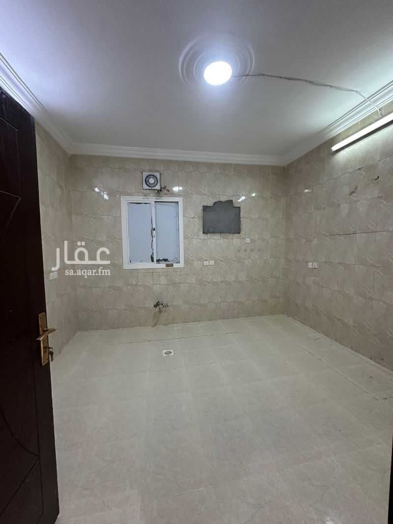 4 bedroom apartment in Al Hamdaniyah, Jeddah 7