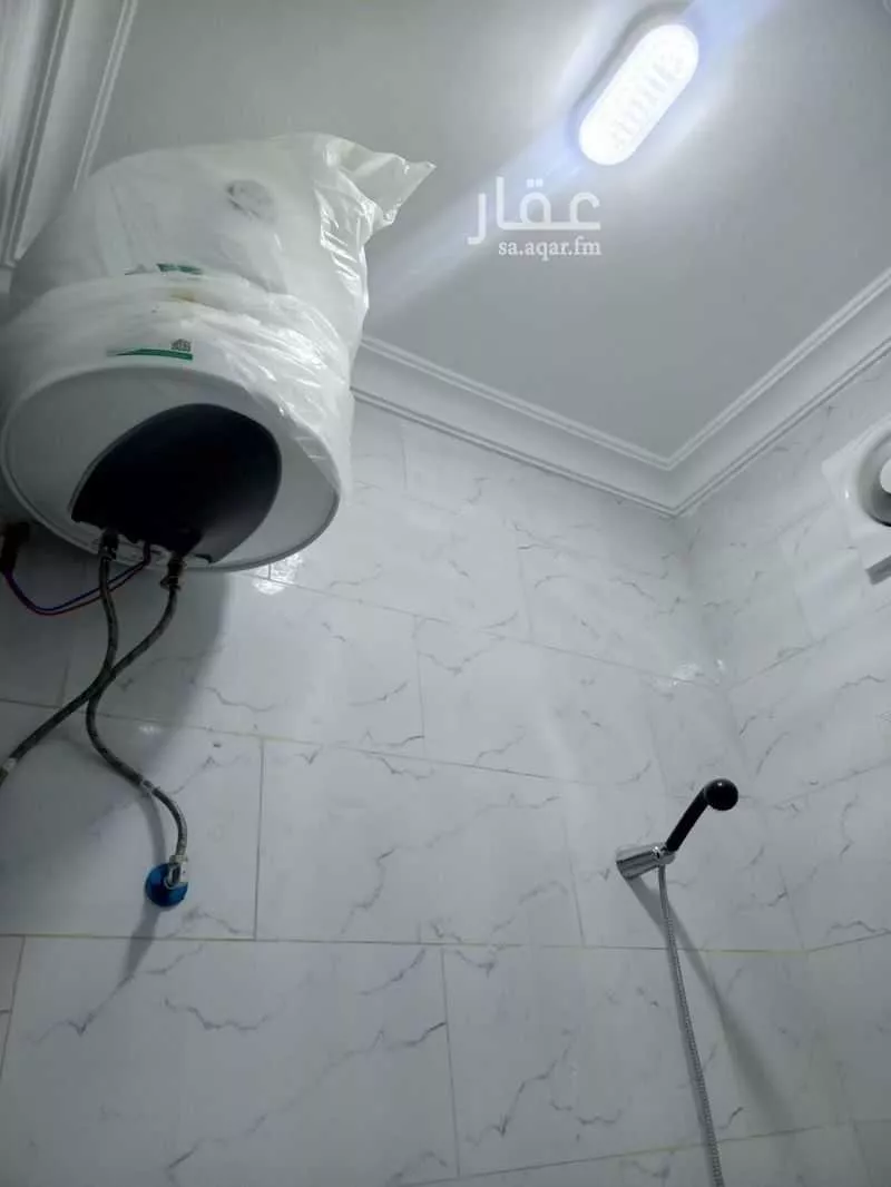 5 bedroom apartment in Al Ranuna, Madinah 8