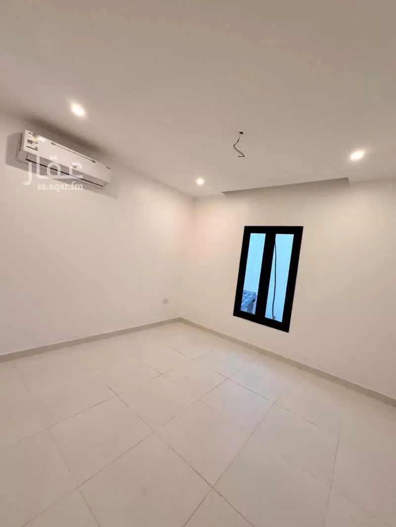 فيلا 4 غرف في المدينة الرياضية 5