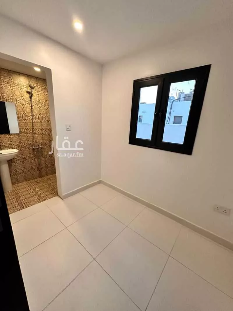 4 bedroom villa in Al Rakah Ash Shamaliyah, Eastern Province 12