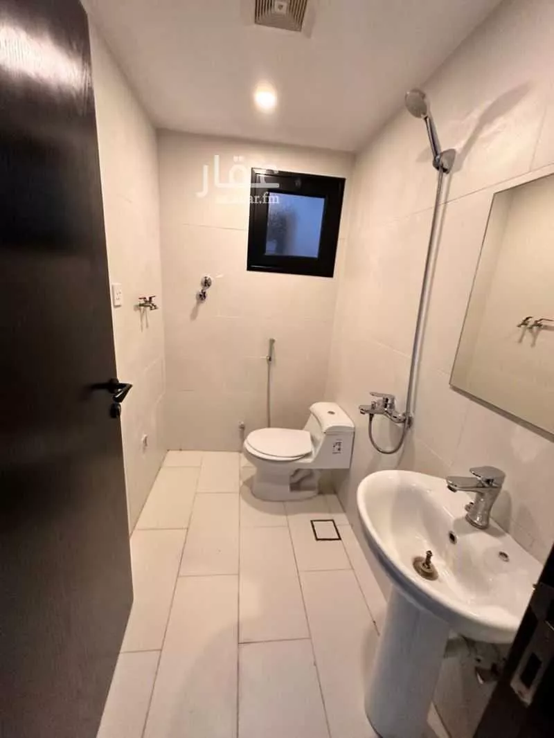 4 bedroom villa in Al Rakah Ash Shamaliyah, Eastern Province 16