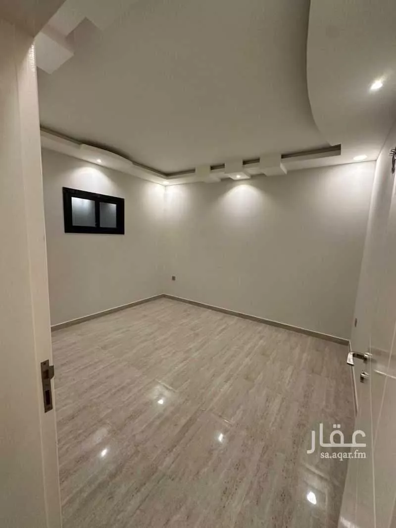 5 bedroom villa in Ar Rakah Al Janubiyah, Eastern Province 8