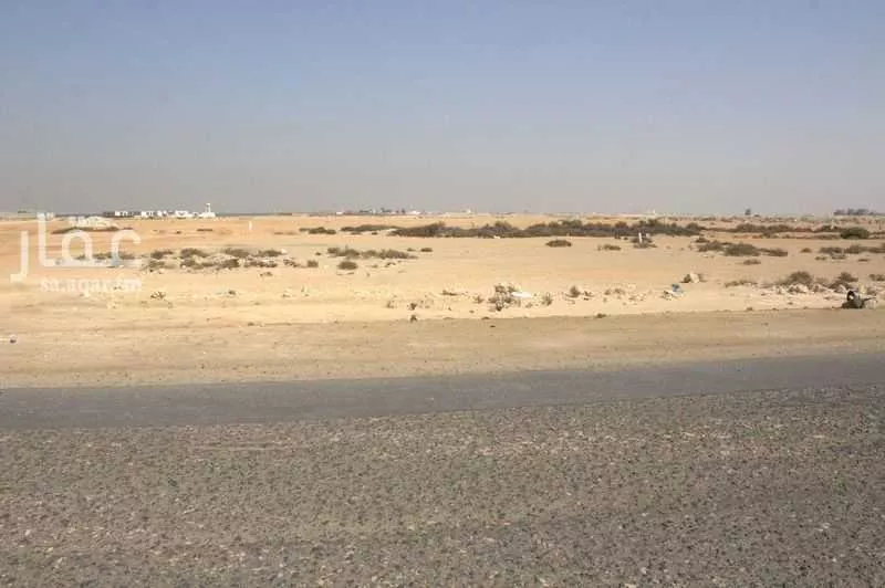 أرض 600 م² في الزمرد 5