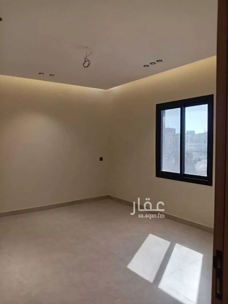 شقة 6 غرف في الرويس 5